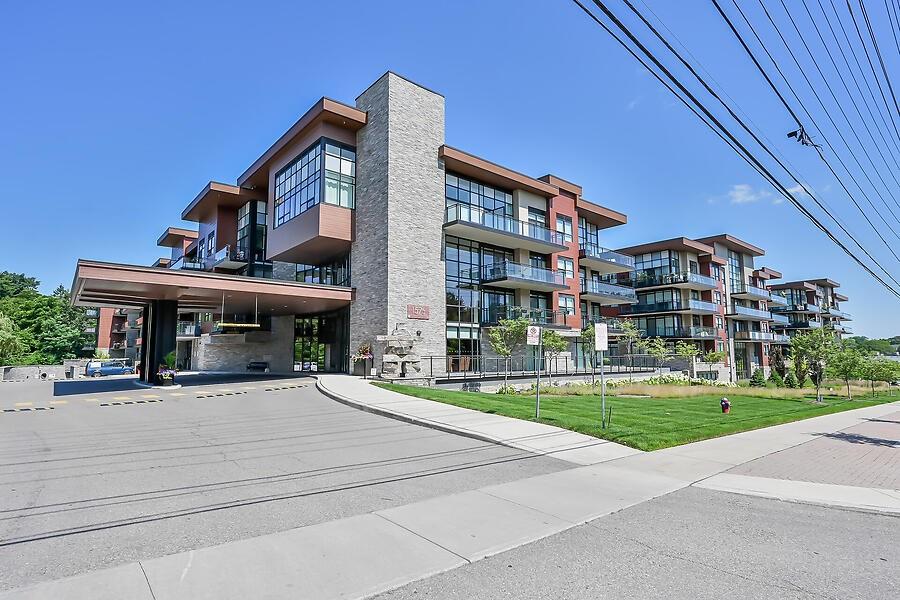 1575 Lakeshore Road W|Unit #304