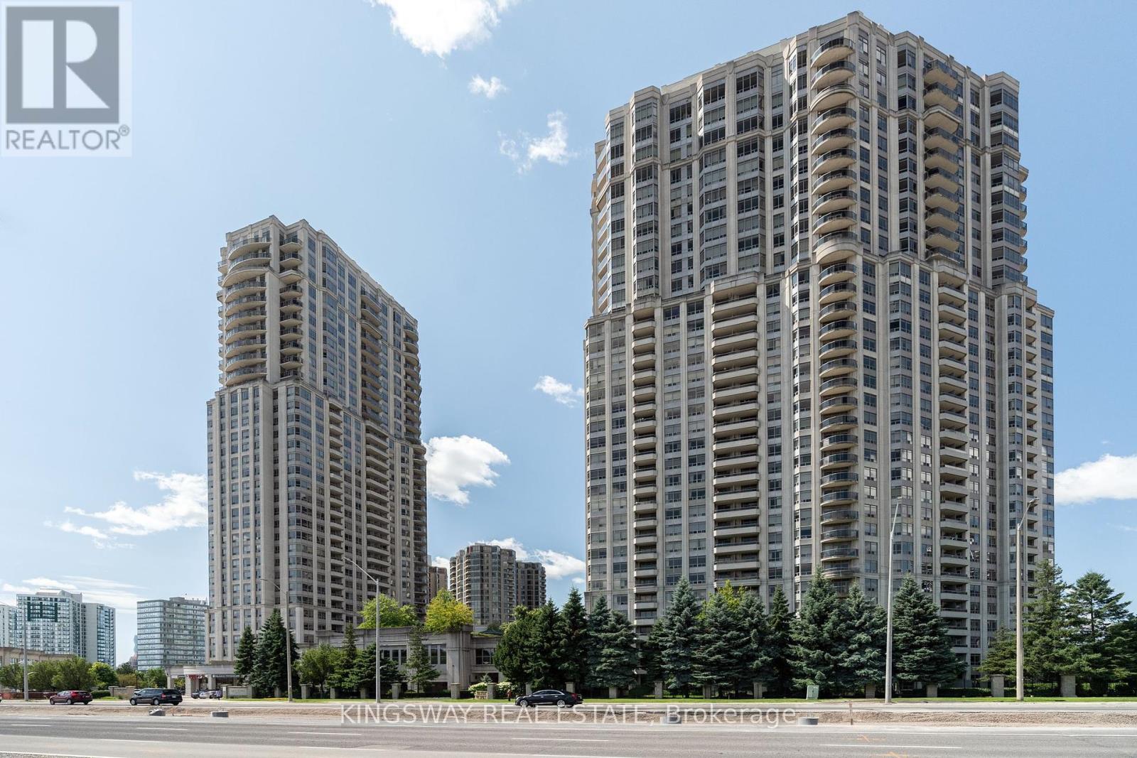 2018 - 25 KINGSBRIDGE GARDEN CIRCLE square one condos Square One Condos | Home 27225663 LargePhoto 1